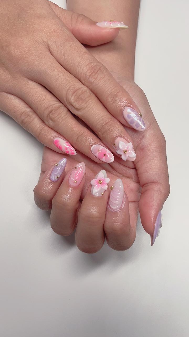 Manicure service