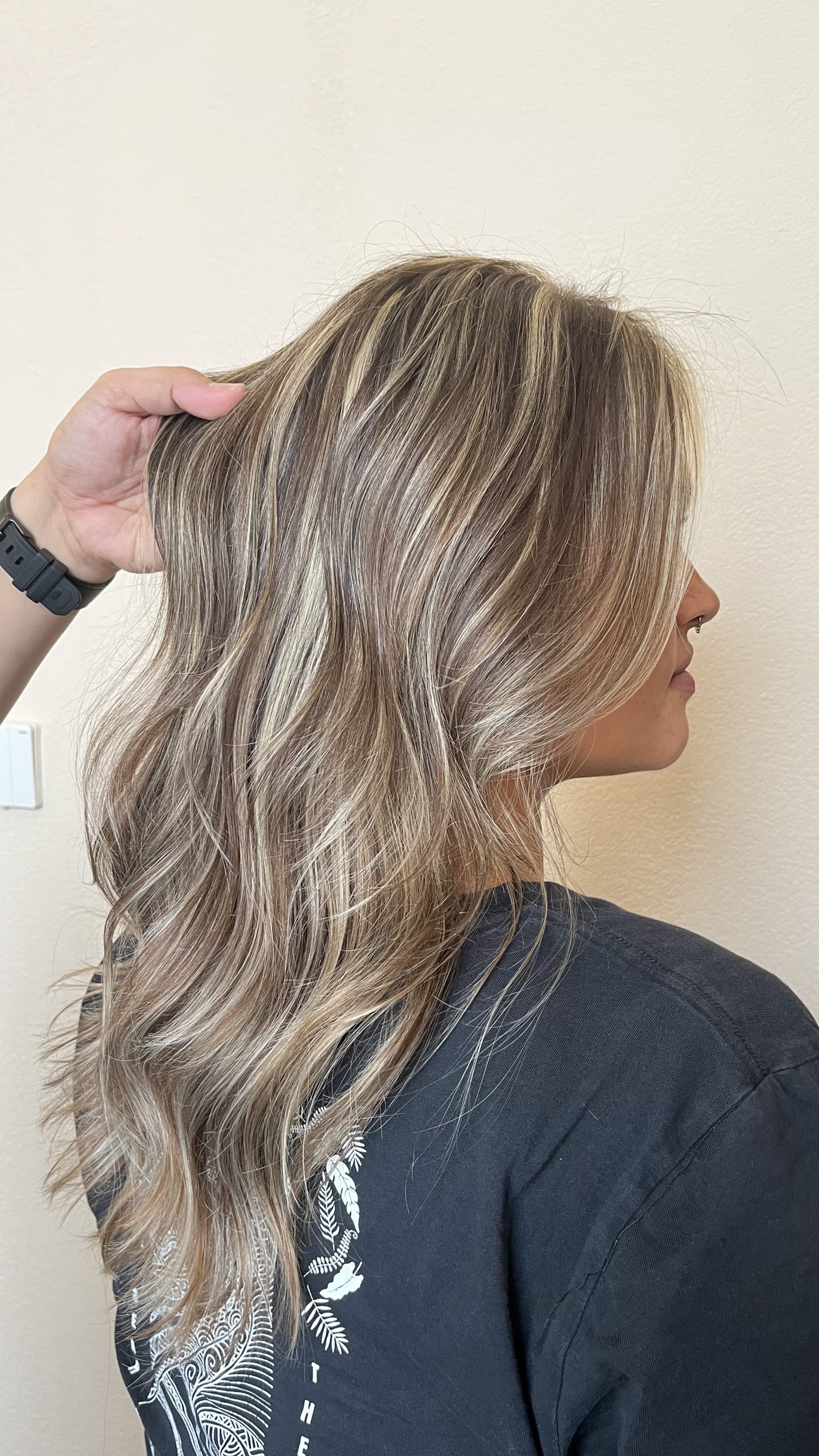 Hair coloring service